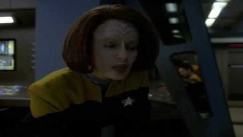 Кадры из сериала Звездный путь: Вояджер (1995)