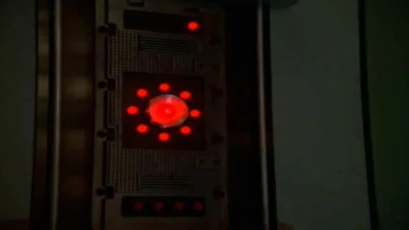 Кадры из сериала Звездный путь: Вояджер (1995)